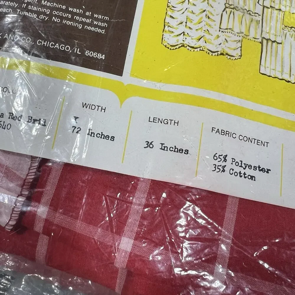 Set 2 Sears Perma Prest Red White Plaid Fashion Curtain Panels 36